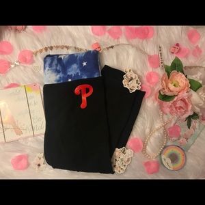 Victoria’s Secret PINK Cropped Yoga Leggings